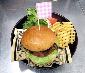 社員食堂　KABUTERIAの画像