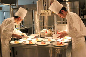 tapis rouge （タピ ルージュ）の画像