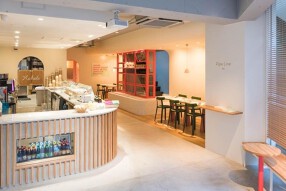 ALOHA SALADS 原宿店の画像