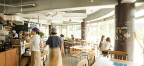 六都なおきち－プラネタリウムカフェレストランの画像