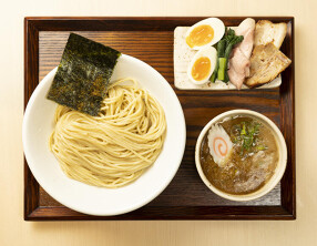 濃厚焼きあご煮干し つけ麺さか田の画像