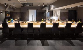 炭火焼　旬彩だるまの画像