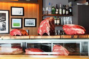 HUGO DESNOYER EBISUの画像