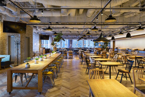 虎ノ門ヒルズ内カフェ&ダイニング 『Lucy's』の画像