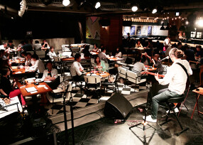 eplus LIVING ROOM CAFE & DININGの画像