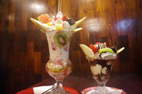 １階：純喫茶マウンテン　２階：もんじゃ焼きマウンテンの画像