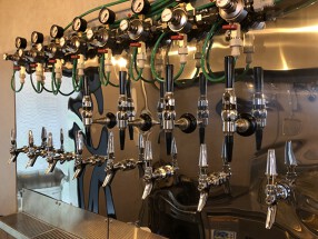 B．R．E．W．の画像