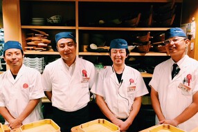 とも吉 十三店の画像