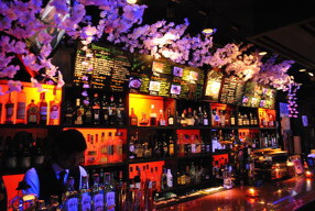 Shot Bar　RED＆BLACKの画像