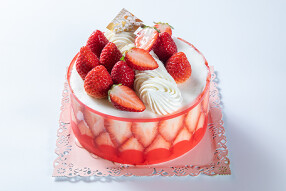 ストロベリーガーデン 若久店の画像