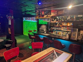 BLACK＆BLUE　SPORT BAR & ROCK BARの画像