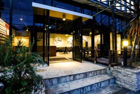 merce cafe & restaurantの画像