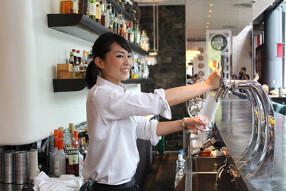 人人人　東京ビルTOKIAの画像