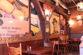 ゴールドラッシュ本店の画像