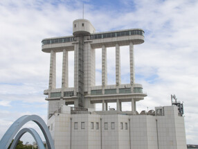 名古屋港ポートビルの画像