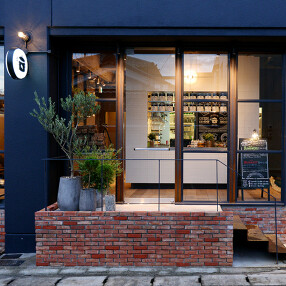 YR CAFE by恵比寿楽園テーブル の画像