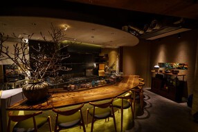 小料理と鍋 由乃 金山店の画像