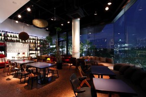 SMOKE BAR ＆ GRILLの画像