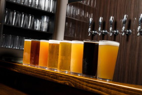 HANSHARO BEER STANDの画像