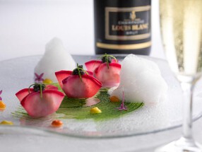 ダイニング＆バー「シズリング」の画像