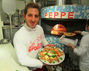 Pizzeria da peppe NAPOLI STA’CA”の画像