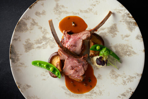 Vintage With Restaurantの画像