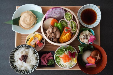 もちつもたれつの画像