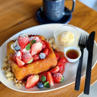 LARGE CAFE 石川橋の画像