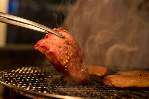 炭火焼肉ホルモン 横綱三四郎Neo 西荻窪店の画像