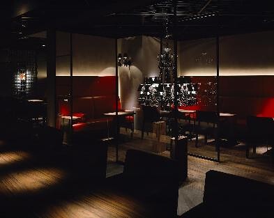 B bar Umedaの画像