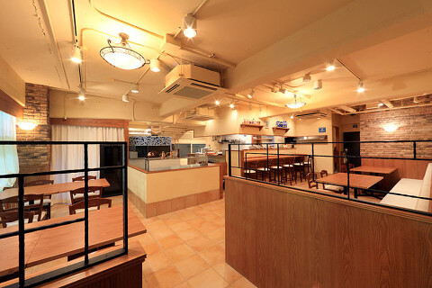 トラットリア　ピッツェリア　ピレウスの画像