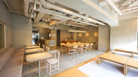 やおやのファミリーレストランの画像