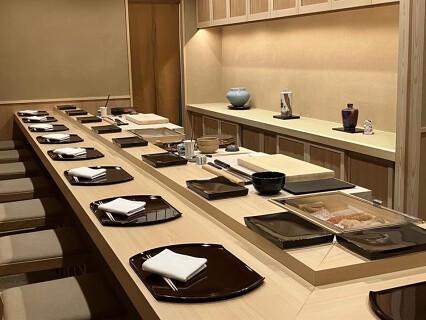 すし繁（-HAN-）の画像