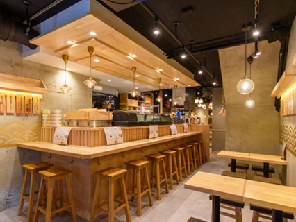 鮨バル 新宿スシエビス 新宿西口小滝橋通り　の画像