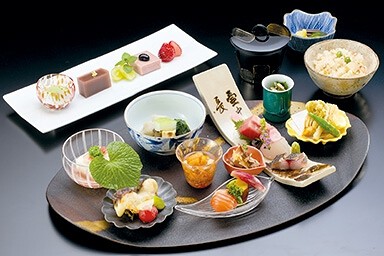 山のホテル つつじの茶屋の画像