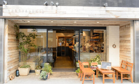 トラスパレンテの画像