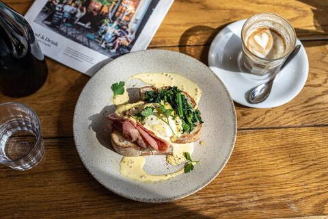 LATTEGRAPHIC 聖蹟桜ヶ丘店の画像