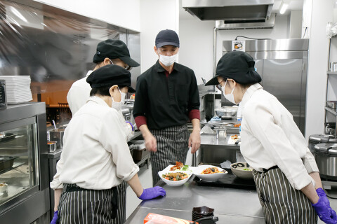 アスクル関西物流センター内社員食堂/カフェテリアの画像