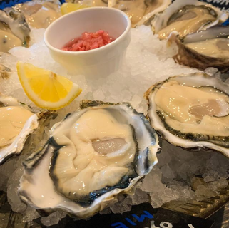 生牡蠣と魚介炭火焼 Carbonの画像