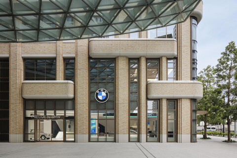 CAFÉ ＆ BAR B　FREUDE by BMW カフェ＆バーの画像