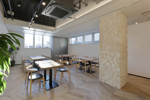 1984　hallの画像