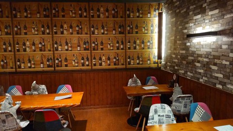 スタイル酒場 サイのテーブルの画像