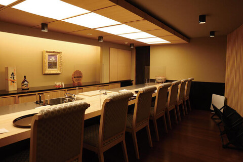 銀座聖藍の画像