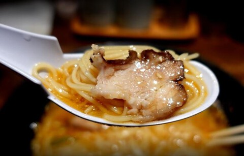 濃厚豚骨 かどやらーめんの画像