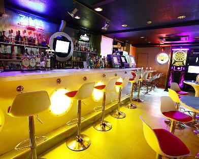 ＬＯＯＰ秋葉原　アミューズメント＆バーの画像