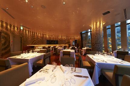 レストランモザイクの画像