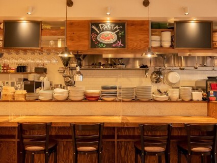 Italian table BENCIA 越谷店の画像