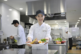 大阪市北区の病院内従業員食堂厨房の画像