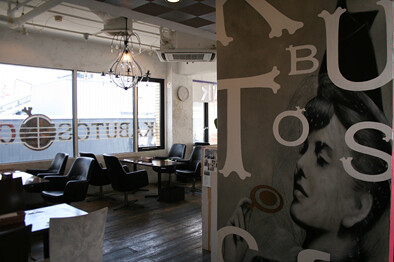 カブトスカフェの画像