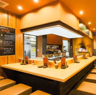 窯焼ピッツァと鉄板焼き はるばるの画像